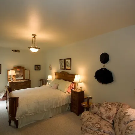 Idahome Bed And Breakfast-3
